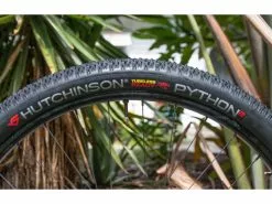 HUTCHINSON Python 2 Pneu Souple Hardskin Tubeless Ready - 26 X 2,25 Pouces -Promos Vtt Boutique hutchinson python 2 pneu souple hardskin tubeless ready 26 x 225 pouces 2