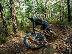 ROCKSHOX Fourche Zeb Ultimate Charger 2.1 RC2 27.5'' Boost 15x110 180mm Déport 44mm -Promos Vtt Boutique rockshox fourche zeb ultimate charger 21 rc2 275 boost 15x110 180mm deport 44mm 3