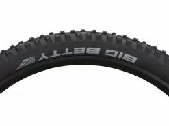 SCHWALBE Big Betty Pneu Souple Evolution Addix Soft Super Gravity - 29 X 2,6 Pouces -Promos Vtt Boutique schwalbe big betty pneu souple evolution addix soft super gravity 29 x 26 pouces 2