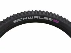 SCHWALBE Big Betty Pneu Souple Evolution Addix Ultra Soft Super Downhill - 27,5 X 2,4 Pouces -Promos Vtt Boutique schwalbe big betty pneu souple evolution addix ultra soft super downhill 275 x 24 pouces 2