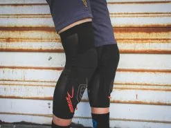 TROY LEE DESIGNS Stage Protection Genouillère VTT 10 TROY LEE DESIGNS Stage Protection Genouillère VTT -Promos Vtt Boutique troy lee designs stage protection genouillere vtt 3